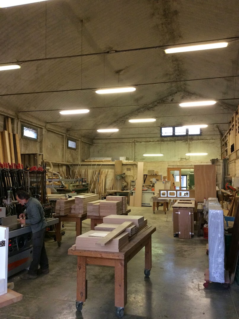 Totem e Tabù snc - falegname per arredamento su misura — Foto 2