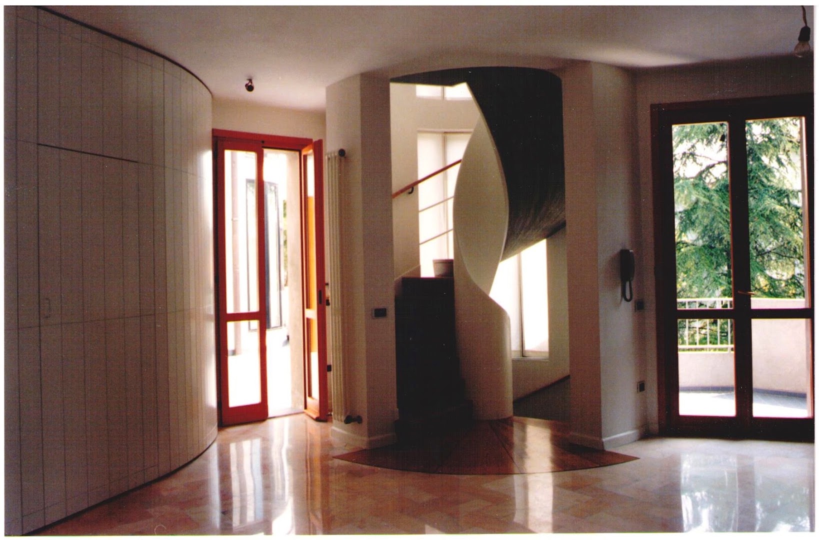 Totem e Tabù snc - falegname per arredamento su misura — Foto 8